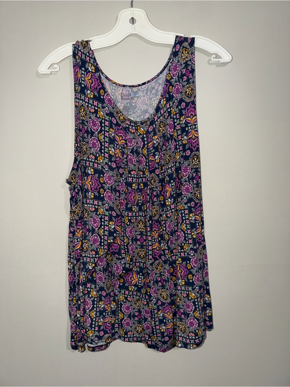 Croft & Barrow Women’s 1X Navy Multicolor Floral Sleeveless Tunic Top
